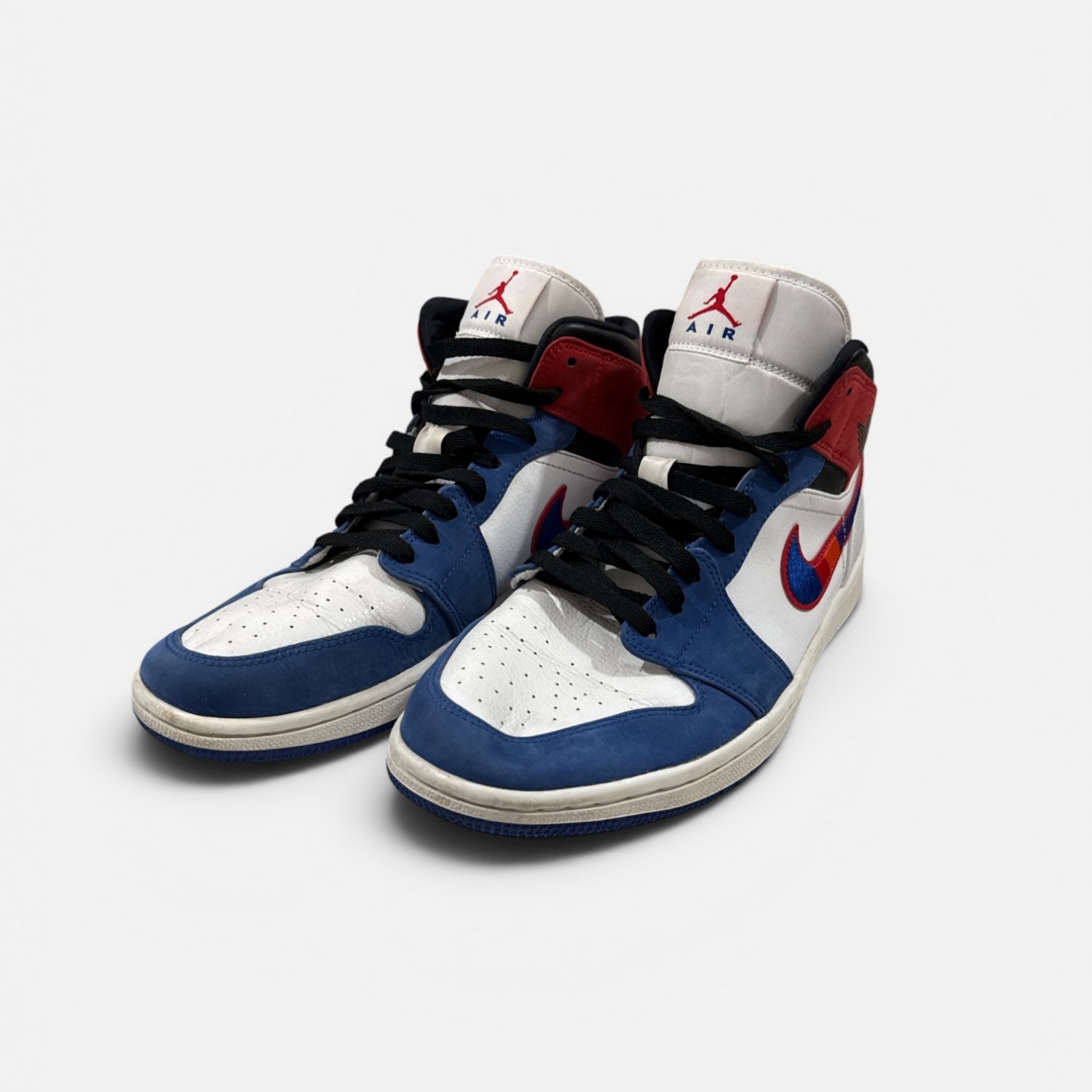 Air Jordan 1 High “Fearless”